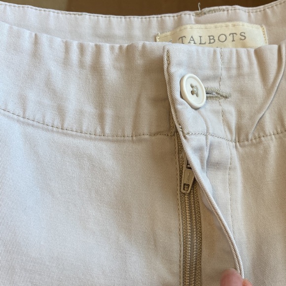 Talbots Roll Up Khaki Shorts Size 12 - Picture 4 of 10